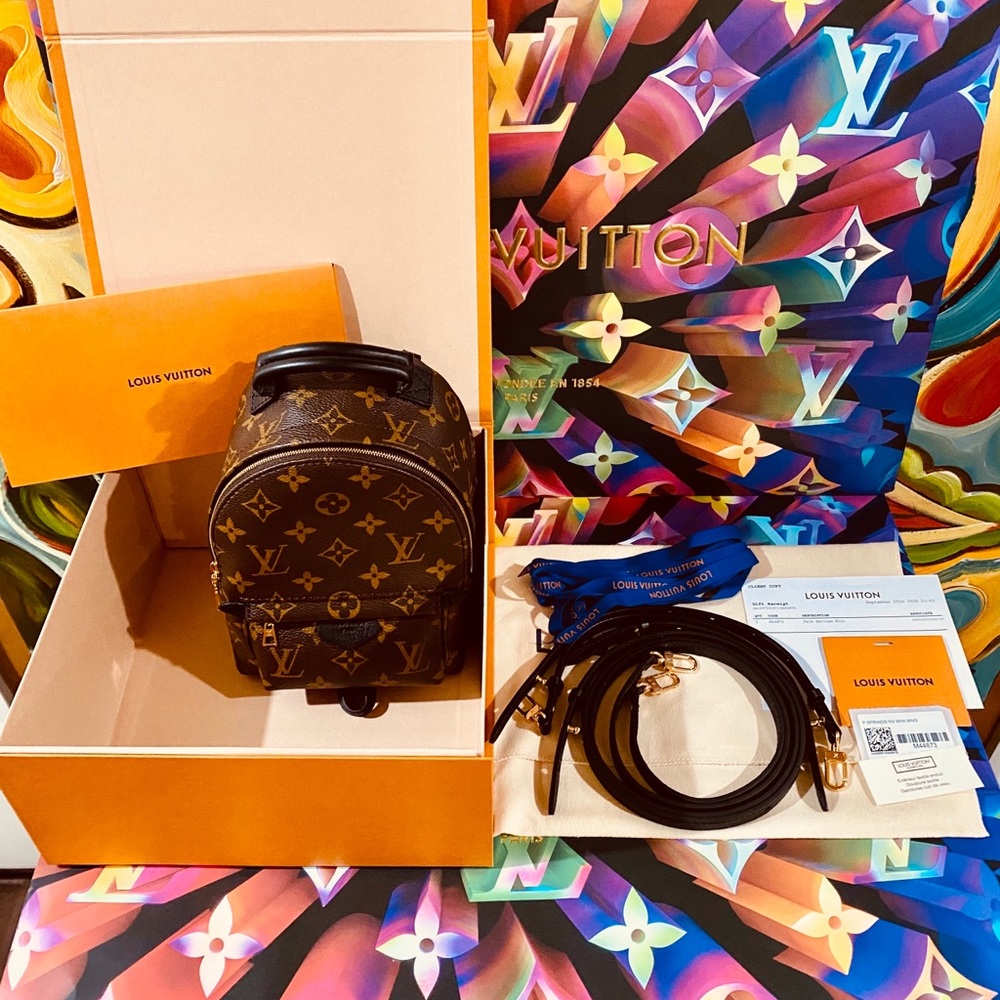 🔥🔥🔥Authentic LOUIS VUITTON BAGS & WALLETS❤️‼️‼️ - Picture 4 of 11